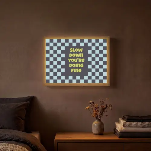 Patroon - Geblok - Blauw - Slow down you're doing fine Light Box met batterij (Wandlamp) middel -sfeer4