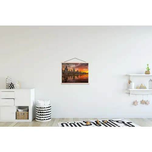 Boeddha beelden - Zonsondergang - Water - Boeddhisme textielposter latten blank klein -kinderkamer