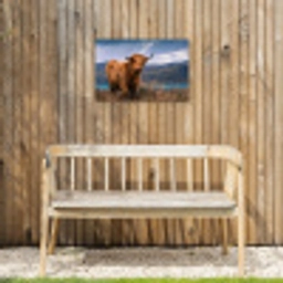 Schotse Hooglander - Berg - Water - Natuur - Koe Tuinposter op houten frame 2 cm dik klein -sfeer4
