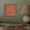 Yes girl you can - Oranje - Bruin aluminium wit klein -sfeer2