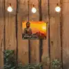 Mediterende Boeddha bij zonsondergang tuinposter los doek klein -sfeer1