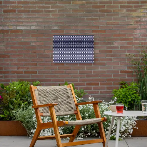 Schelp - Nautisch - Blauw - Wit Tuinposter op houten frame 2 cm dik klein 845 -sfeer3