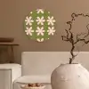Bloem - Modern - Groen Wandcirkel kunststof plaat 5mm dik klein 188 -sfeer1