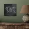 Wereldkaart - Krijt - Zwart - minimalistisch plexiglas 5mm klein -sfeer3