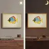 Kleurrijk - Vis - Schubben - Illustratie Light Box met batterij (Wandlamp) middel -sfeer3