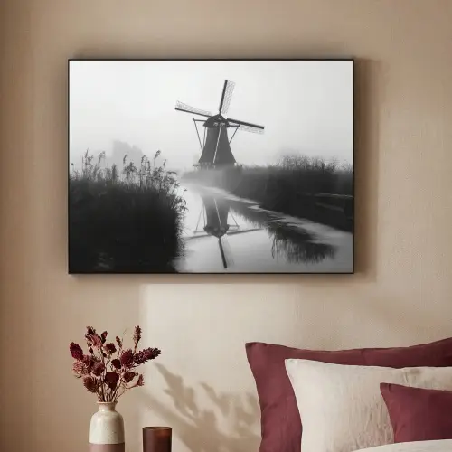 Molen - Weerspiegeling - Landschap - Water Textielframe zwart klein -sfeer1