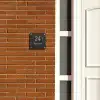 Gebarsten steen - Klassiek Naambord Vierkant klein -sfeer3-XS