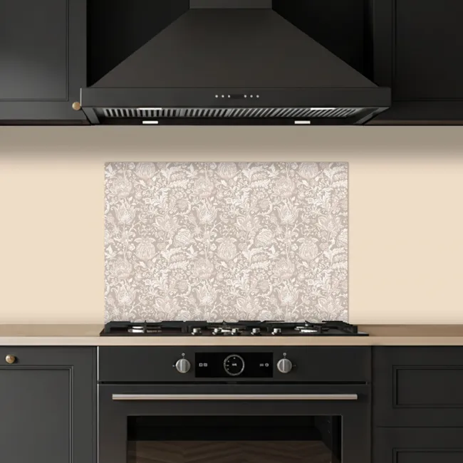 Bloemenprint - Grijs - Crème keuken achterwand spatscherm klein 900 -sfeer1