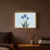 Tulpen - Blauw - Bladeren Light Box met batterij (Wandlamp) middel -sfeer4