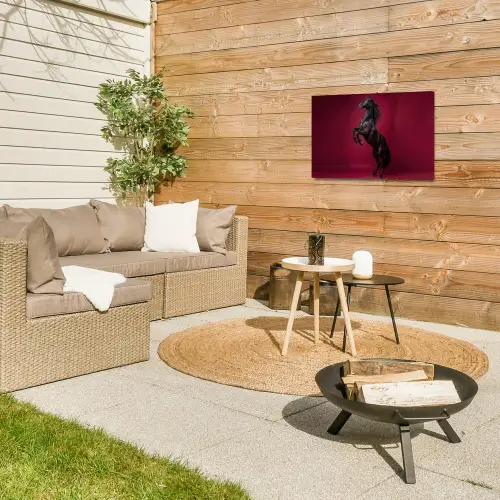 Hengst - Steigert - Rood Tuinposter op houten frame 2 cm dik klein -sfeer2