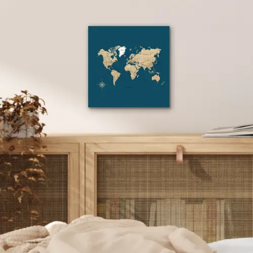 Wereldkaart - Donkerblauw - Beige aluminium wit klein -sfeer3
