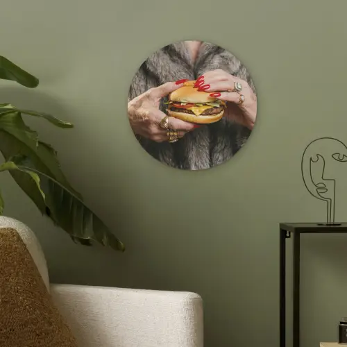 Vrouw - Hamburger - Bontjas Akoestische PET Vilt - Rond klein -sfeer2