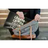 Cheers - Wijn - Zwart - Wit laptophoes neopreen klein -tas