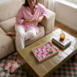 Bananen - Patroon - Blauw - Roze Dienblad Rechthoek middel -sfeer3