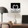 Zwanen - Hart - Zwart - Wit aluminium wit klein -sfeer5