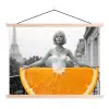 Sinaasappel - Eiffeltoren - Vrouw textielposter latten blank klein -3d