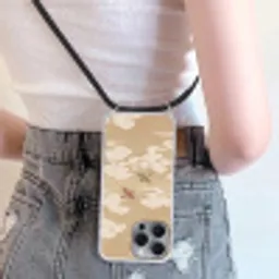 Vogels - Vliegen - Beige Hoesje iPhone 16 Pro Max met koord klein -sfeer5