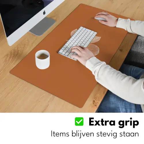 Sinaasappel - Getekend - Bladeren - Bruin Muismat XXL klein -sfeer3
