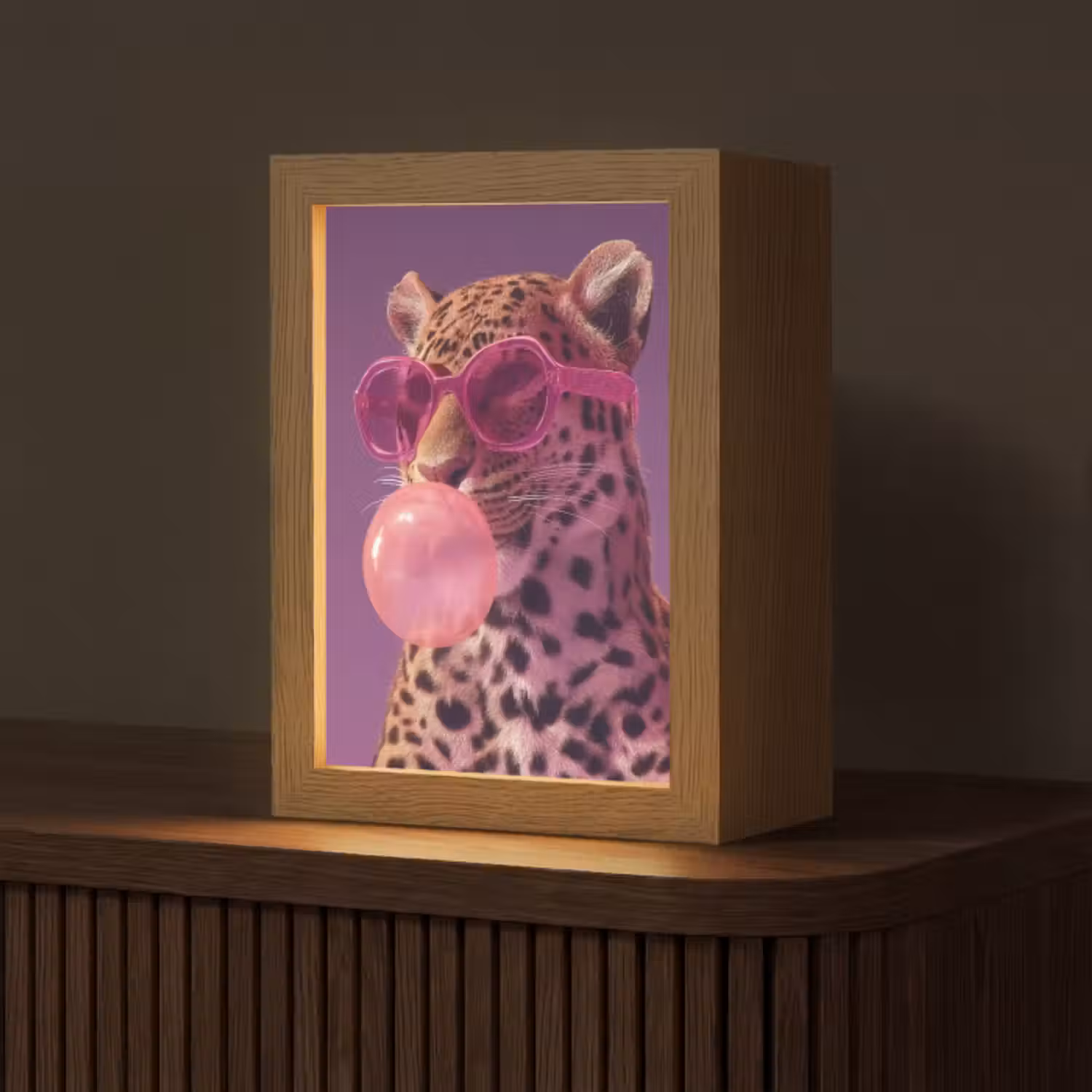 Tischlampe - Panther - Sonnenbrille - Kaugummiblase - Rosa