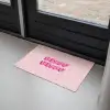 Bisou - Roze - Dikke letters Deurmat klein -sfeer2
