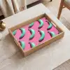Bananen - Patroon - Blauw - Roze Dienblad Rechthoek middel -sfeer1