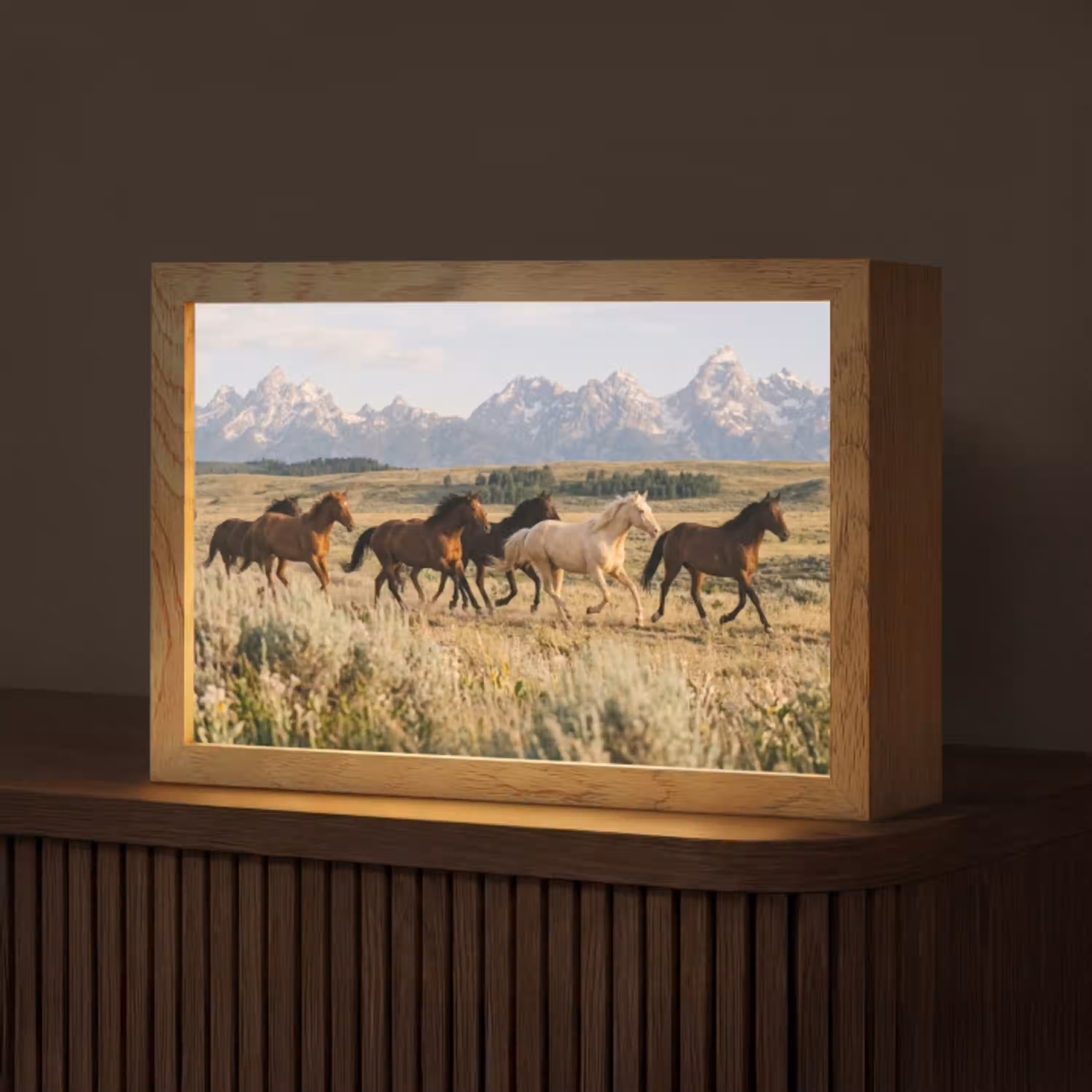 Paarden - Kudde - Bergen - Vrijheid - Wild Light Box met kabel (Tafellamp) klein -z3d_website