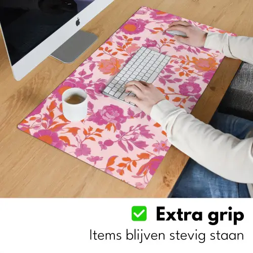 Bloemenpatroon - Roze - Oranje - Bloemen Muismat XXL klein -sfeer3