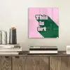Groen - Teskt - This is art - Roze plexiglas 5mm klein -sfeer1
