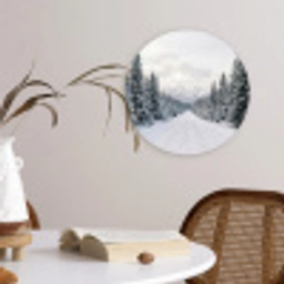 Weg - Sneeuw - Naaldbos - Winter - Avontuurlijk Wandcirkel kunststof plaat 5mm dik klein -sfeer4