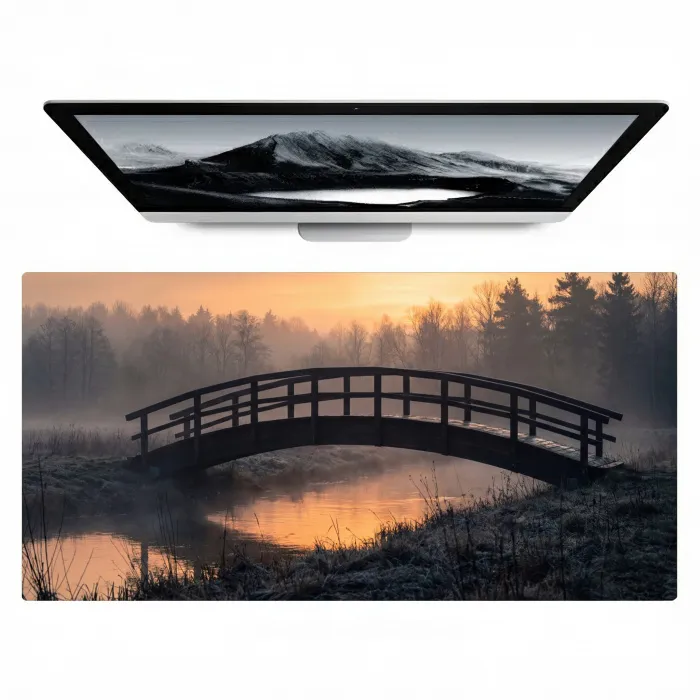 Brug - Mist - Bomen - Water Muismat XXL klein -zzz3d