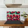 Aardbeien - Rood - Groen - Kroontjes keuken achterwand spatscherm klein 900 -sfeer2