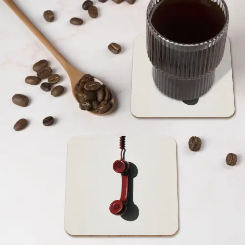 Telefoon - Koord - Rood - Minimalistisch onderzetter kurk middel -sfeer2