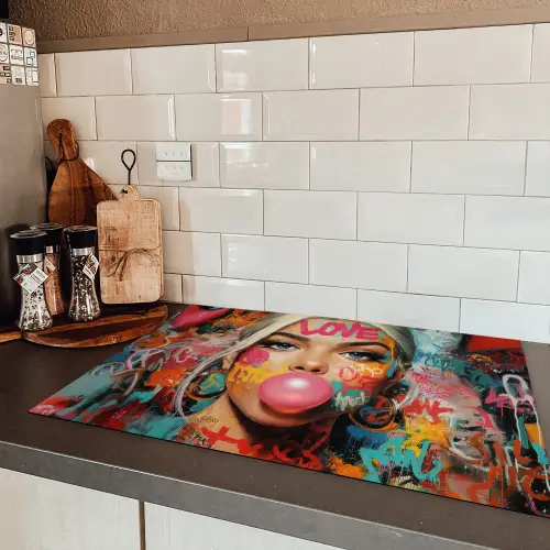 Vrouw - Kauwgom - Graffiti - Love Inductie beschermer vinyl 3mm klein -sfeer3