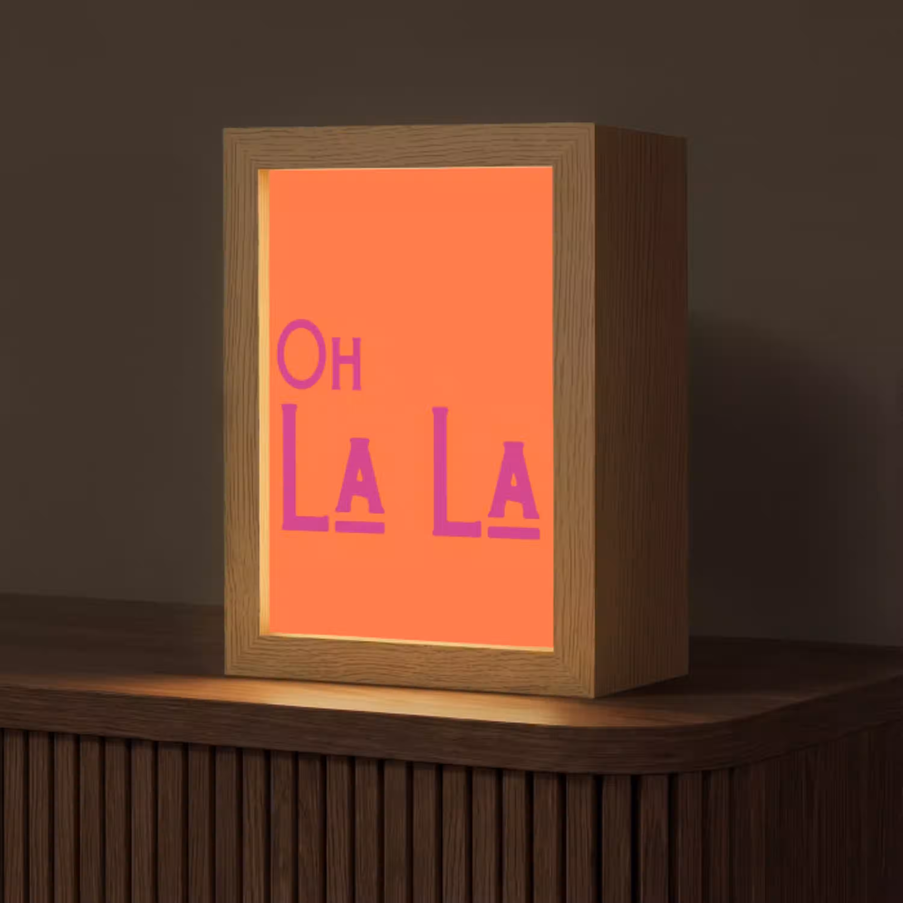 Oh la la - Oranje - Roze - Scheeflettertype Light Box met kabel (Tafellamp) klein -z3d_website