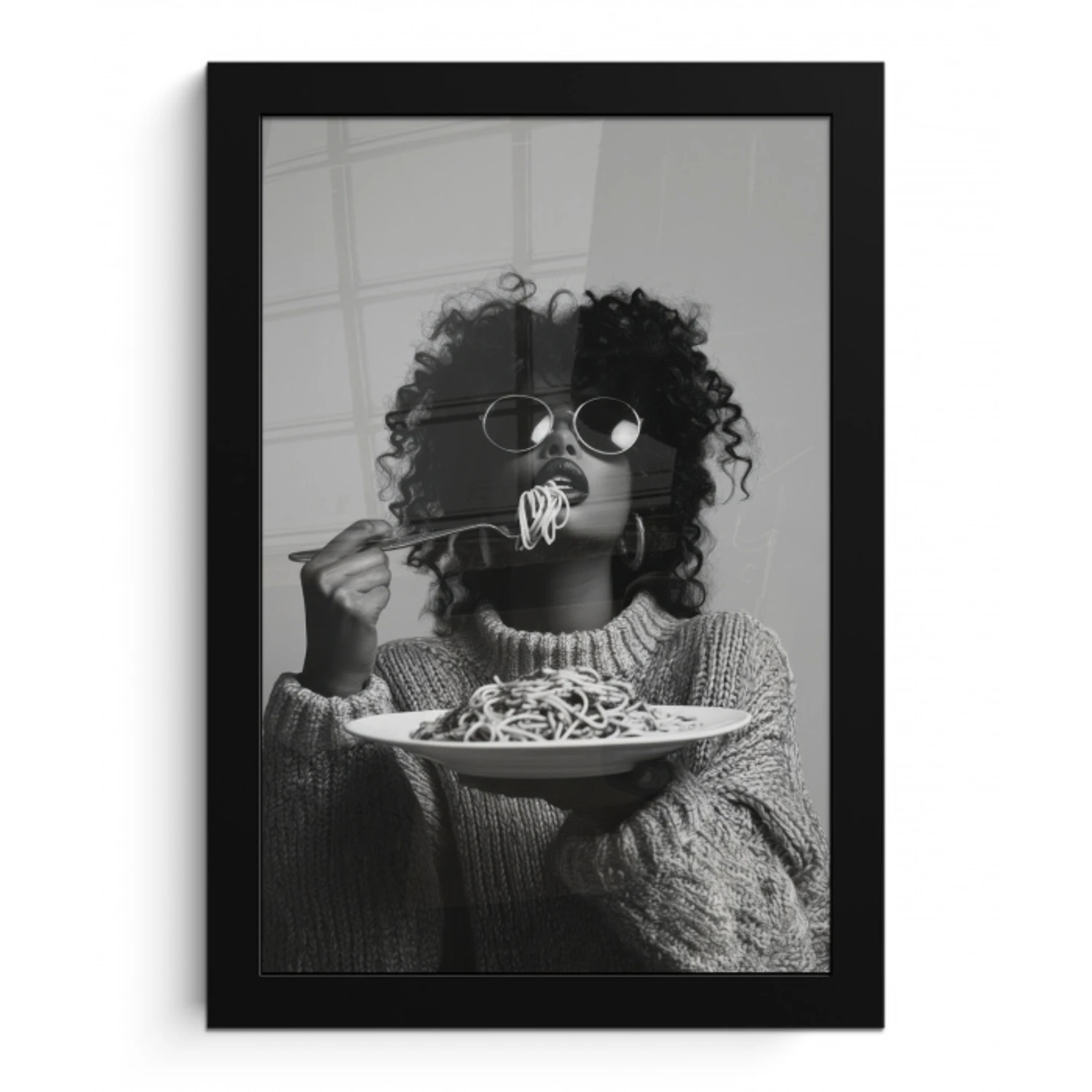 Vrouw - Pasta - Zwart - Wit fotolijst zwart zonder passe partout klein -3d