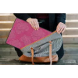 Pioenrozen - Energiek - Roze laptophoes neopreen klein 279 -tas