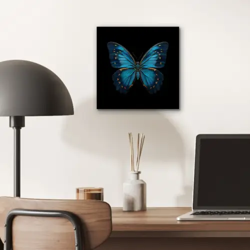 Vlinder - Blauw - Contrast aluminium wit klein -sfeer5