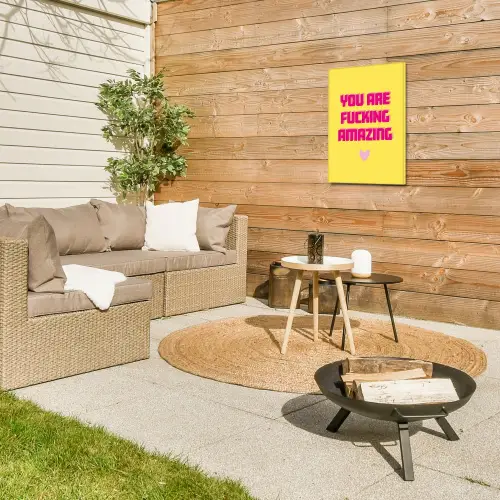 Geel - Valentijn - Tekst Tuinposter op houten frame 2 cm dik klein -sfeer2
