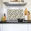 Madeliefjes - Grafisch - Zwart - Beige Inductie beschemer met haakjes klein 777 -sfeer2