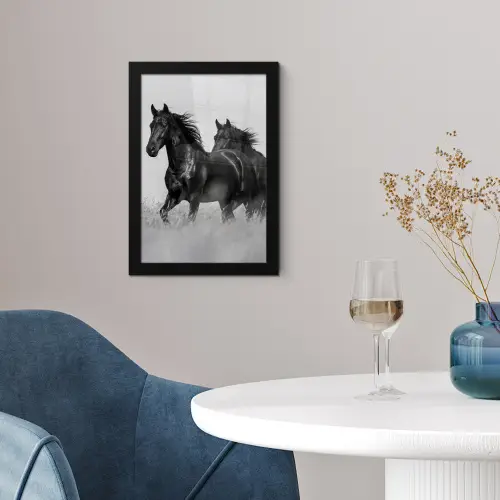 Paarden - Gras - Zwart - Wit fotolijst zwart zonder passe partout klein -sfeer4