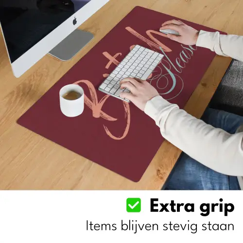 Bitch please - Rood - Blauw Muismat XXL klein -sfeer3