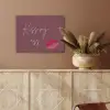 Kiss my ass - Lip - Bordeaux PET vilt klein -sfeer4
