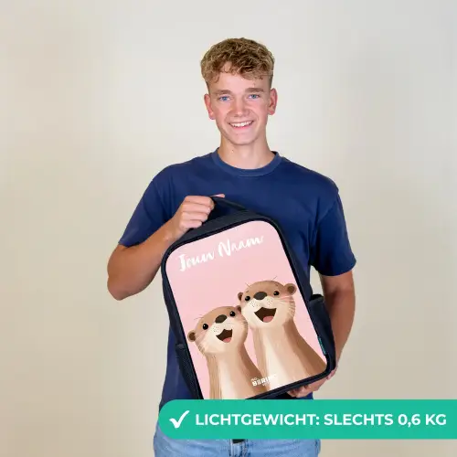 Glimlach - Otters - Roze - Illustratie Rugzak - Zwart middel -sfeer7_NL