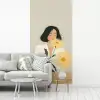 Vrouw - Bloem - Geel - Minimalistisch fotobehang vinyl groot -woonkamer