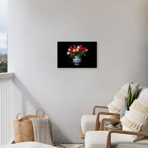 Rode - Bloemen - Tulpen - Vaas Tuinposter op houten frame 2 cm dik klein -sfeer1
