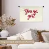 you go girl - Rood - Wit Wandkleed katoen klein -sfeer1