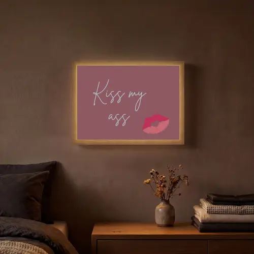 Kiss my ass - Lip - Bordeaux Light Box met batterij (Wandlamp) middel -sfeer4