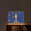 Kleurrijk - Raket - Ruimte Light Box met batterij (Wandlamp kind) middel -sfeer1_kind