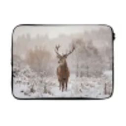 Edelhert - Bos - Sneeuw - Winter - Majestueus laptophoes neopreen klein -3d