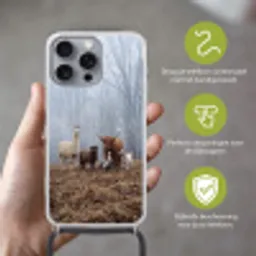 Boerderijdieren - Groep - Mist - Natuur - Rustiek Hoesje iPhone 16 Pro Max met koord klein -sfeer2_NL